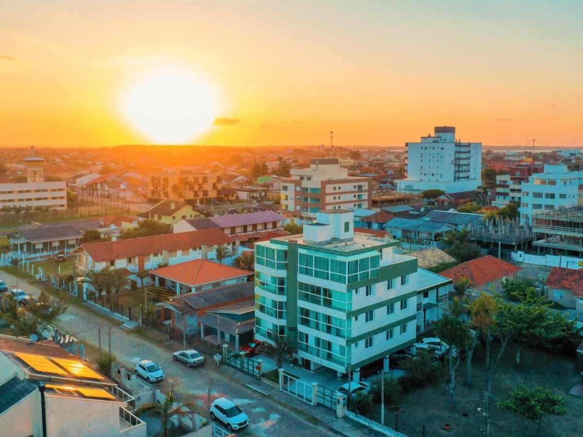 Tropical Tramandai Apartment Bagian luar foto